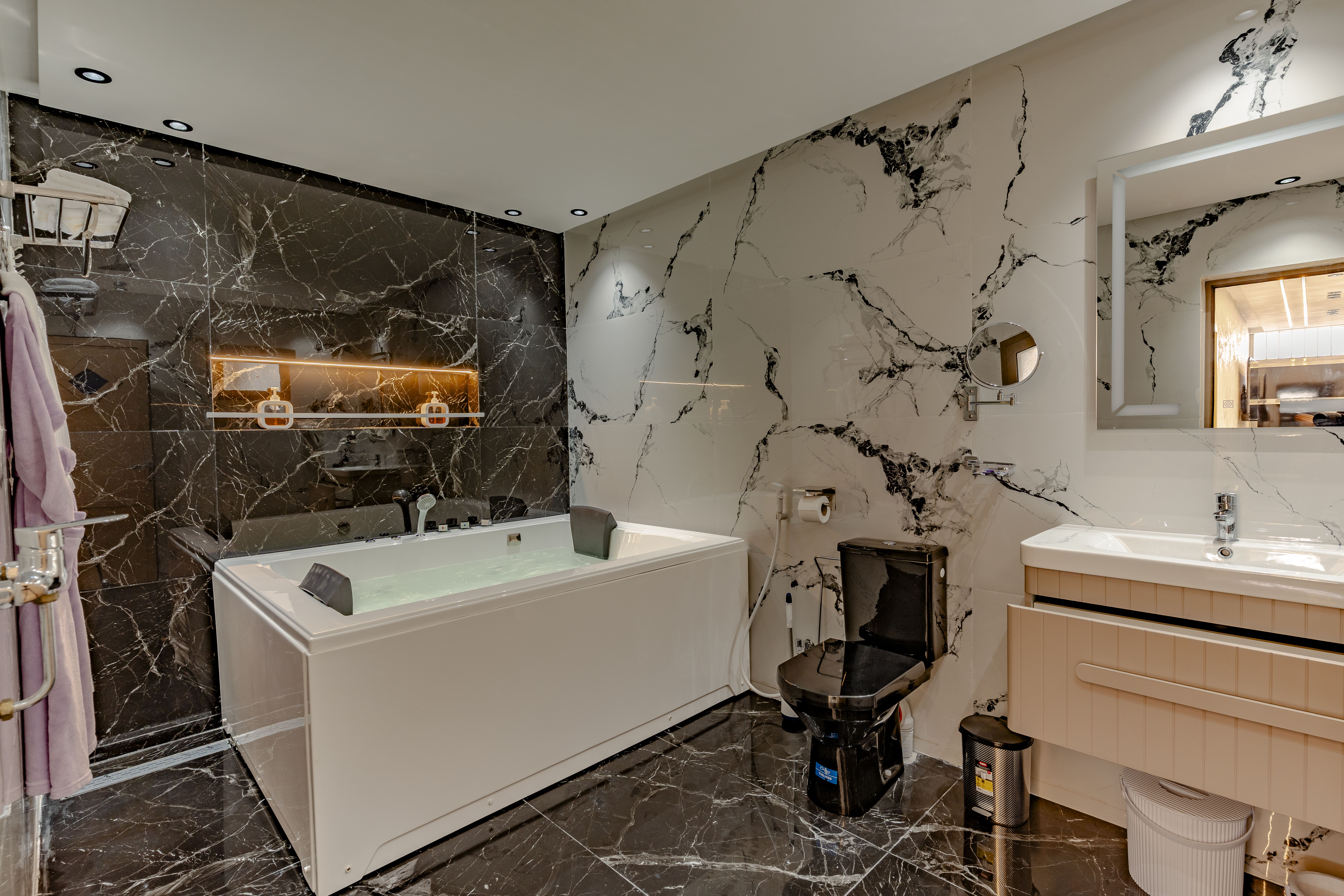 Luxury Jacuzzi